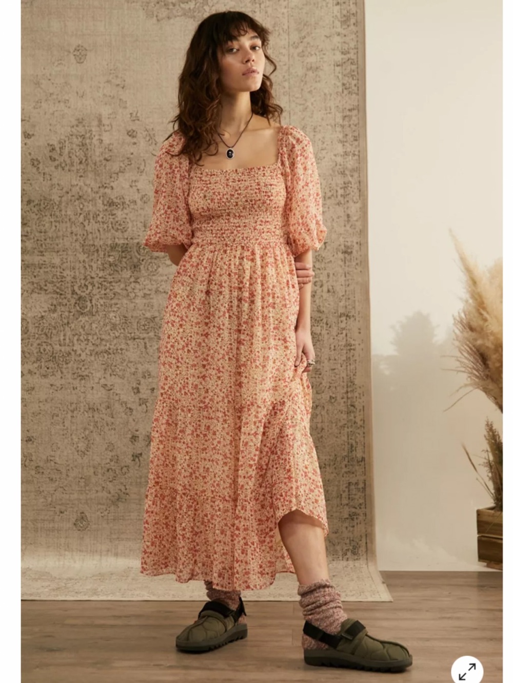Urban Outfitters Women’s Cream & Red Floral Odila Midi Dress